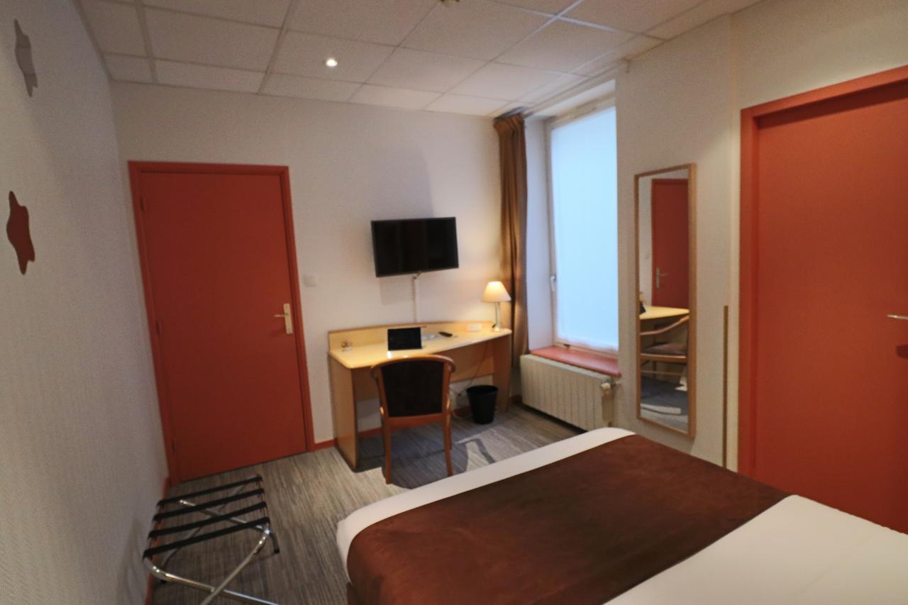 Logis-Hotel Des Oliviers ティオンヴィル エクステリア 写真