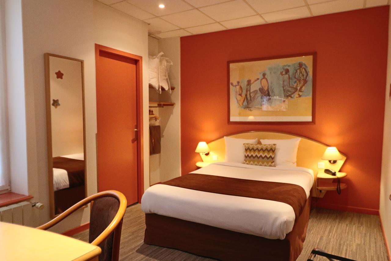 Logis-Hotel Des Oliviers ティオンヴィル エクステリア 写真